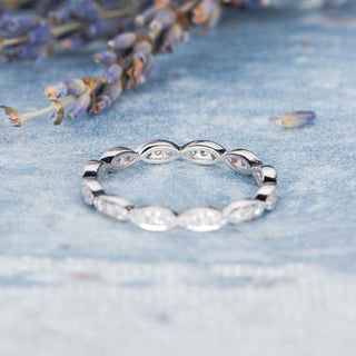 Moissanite diamond oval pendant necklace sale online