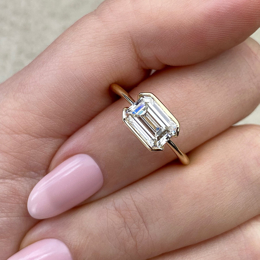 Carat Emerald Cut East West Diamond Setting 2CT Emerald Cut
