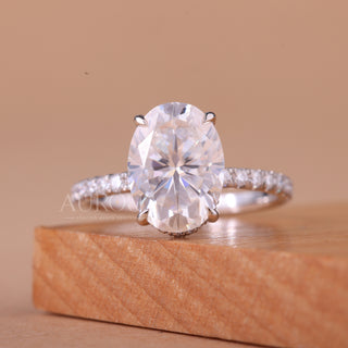 2.0CT Oval Cut Pave Setting Moissanite Engagement Ring For Her