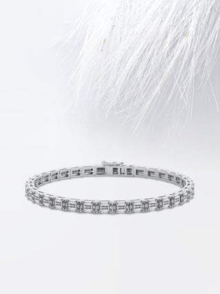 7.0Ct Emerald Cut Moissanite Tennis Diamond Bracelet For Her