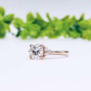 round-cut-cluster-moissanite-engagement-ring