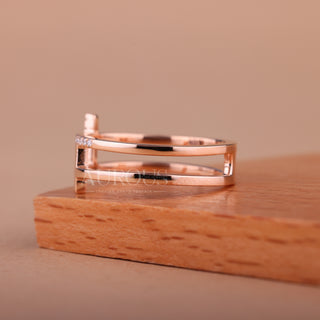 T Shape Round Cut Moissanite Diamond Wedding Band