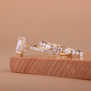 1.0CT Oval Cut Pave Setting Moissanite Engagement Ring Set