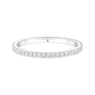 round-shaped-moissanite-semi-eternity-wedding-band