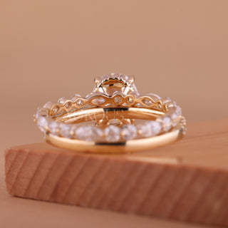 1.0CT Oval Cut Pave Setting Moissanite Engagement Ring Set