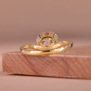1.50CT East-West Oval Cut Curved Moissanite Engagement Ring
