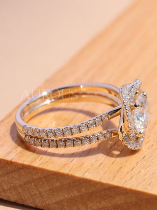 1.0CT Round Cut Floral Halo Diamond Moissanite Engagement Ring