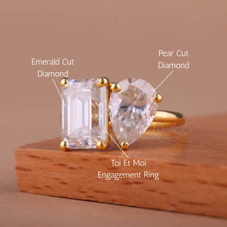 2.0CTW Emerald & Pear Cut Toi Et Moi Engagement Ring