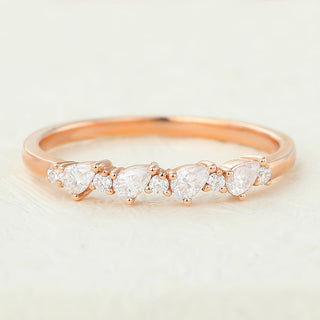 pear-round-shaped-moissanite-alternative-wedding-band