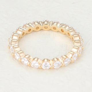 round-shaped-moissanite-full-eternity-wedding-band