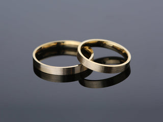 3.0MM Classic Flat Wedding Brushed Band For Women in Solid Gold