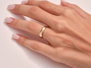 4.0MM Beveled Edge Wedding Brushed Band For Women in Solid Gold