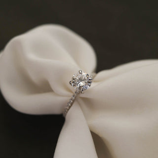 1.05CT Round Pave Moissanite Diamond Engagement Ring For Women