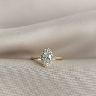 0.75CT Oval Moissanite Diamond Cluster Engagement Ring