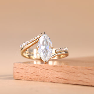 white gold marquise ring, rose gold marquise engagement ring, vintage marquise diamond ring, bridal ring set, diamond bridal ring set, gold bridal ring set, white gold bridal ring set, rose gold bridal set