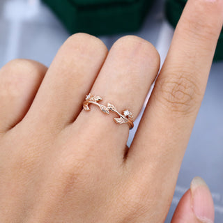 round-moissanite-twig-wedding-band