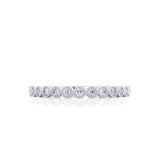 round-shaped-moissanite-milgrain-style-wedding-band-1