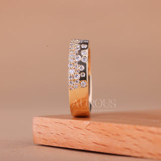 Round Cut Cluster Diamond Flush Setting Moissanite Wedding Band