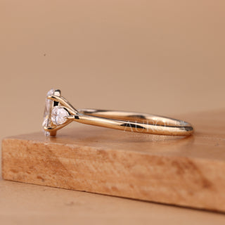 1.0CT Oval Cut Three Stone Moissanite Engagement Ring