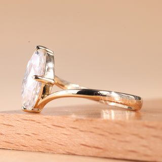 1.50CT Marquise Cut Unique Solitaire Engagement Ring