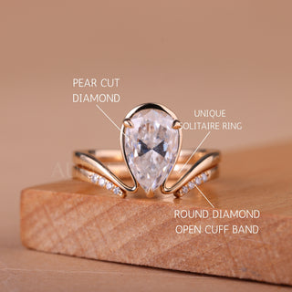 1.0CT Pear Cut Diamond Unique Curved Moissanite Bridal Ring Set
