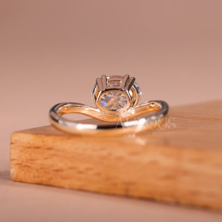 1.50CT East-West Oval Cut Moissanite Curved Engagement Ring