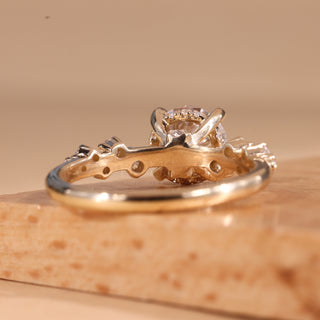 1.0CT Round Cut Diamond Cluster Setting Moissanite Engagement Ring