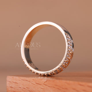 Round Cut Cluster Diamond Flush Setting Moissanite Wedding Band