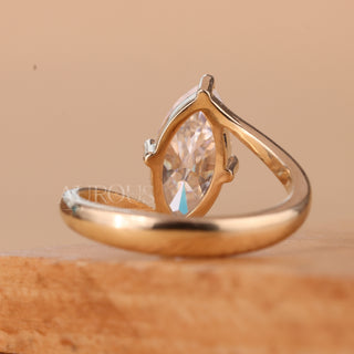 2.0CT Marquise Cut Diamond Moissanite Solitaire Engagement Ring