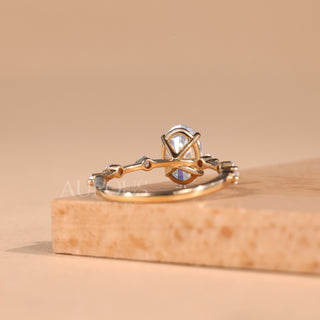 white gold oval engagement ring, rose gold oval diamond ring, oval cut solitaire ring