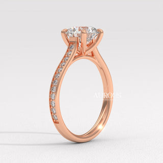 round cut diamond engagement ring, gold round diamond ring, round brilliant diamond ring, c, round diamond solitaire ring, c, rose gold engagement ring, yellow gold diamond ring, classic round diamond ring, vintage round cut ring