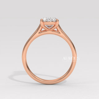 oval shaped diamond ring, gold oval diamond ring, white gold oval engagement ring, rose gold oval diamond ring, oval cut solitaire ring