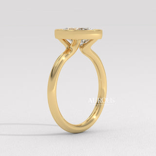2.0CT Oval Diamond Bezel Setting Moissanite Engagement Ring