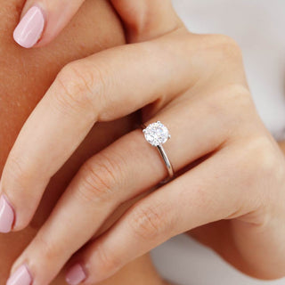 round-shaped-moissanite-solitaire-style-engagement-ring-12