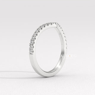 Round Diamond Curved Style Moissanite Wedding Band