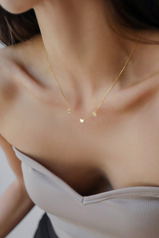 custom-initial-letter-necklace-for-women-in-14k-gold