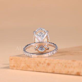 oval diamond engagement ring, oval shaped diamond ring, gold oval diamond ring, white gold oval engagement ring, rose gold oval diamond ring