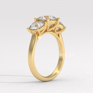 1.50CT Round Diamond Three Stone Setting Moissanite Engagement Ring