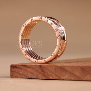 round cut diamond engagement ring, gold round diamond ring, round brilliant diamond ring