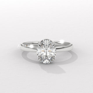 vintage oval diamond ring, oval diamond halo ring, dainty oval shaped ring, yellow gold oval ring