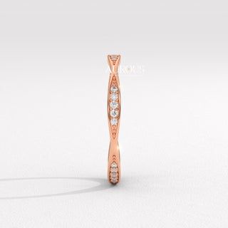 Round Diamond Twisted Style Moissanite Wedding Band