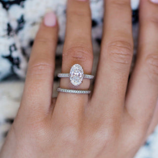Luxury moissanite engagement rings