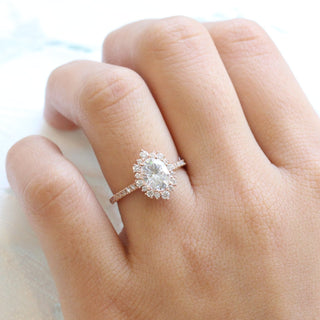 Moissanite wedding jewelry for small wedding