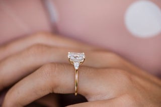 white gold moissanite rings