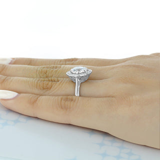 Moissanite engagement rings vs diamonds