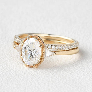 Moissanite engagement rings with sculptural bands