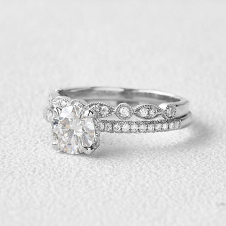 Cathedral setting moissanite engagement rings