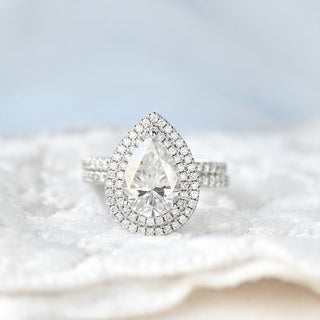Moissanite engagement rings with intertwining bands