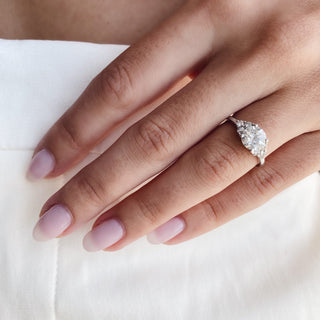 Moissanite bridal ring set online