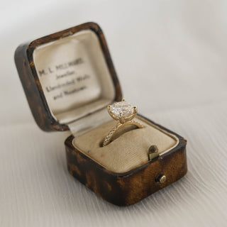 1.50CT Round Pave Moissanite Diamond Engagement Ring